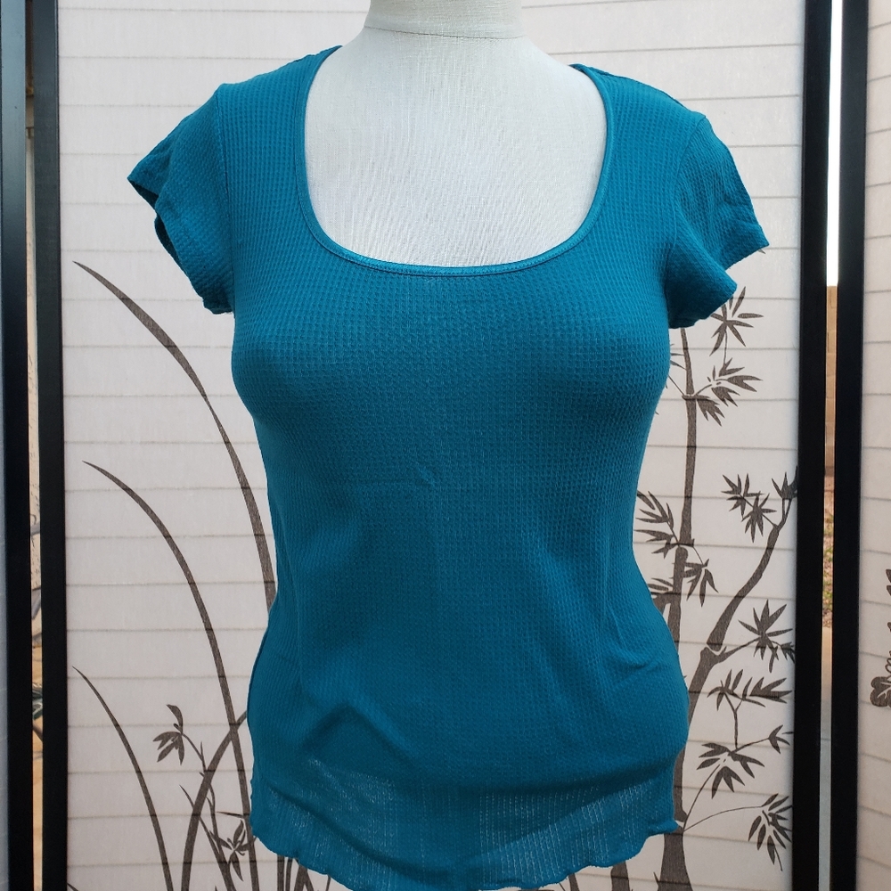 [Canyon River Blues] Dark Teal Waffle Knit Tee